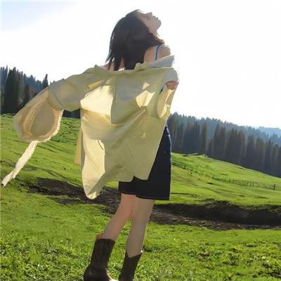 棉花云下的水圈